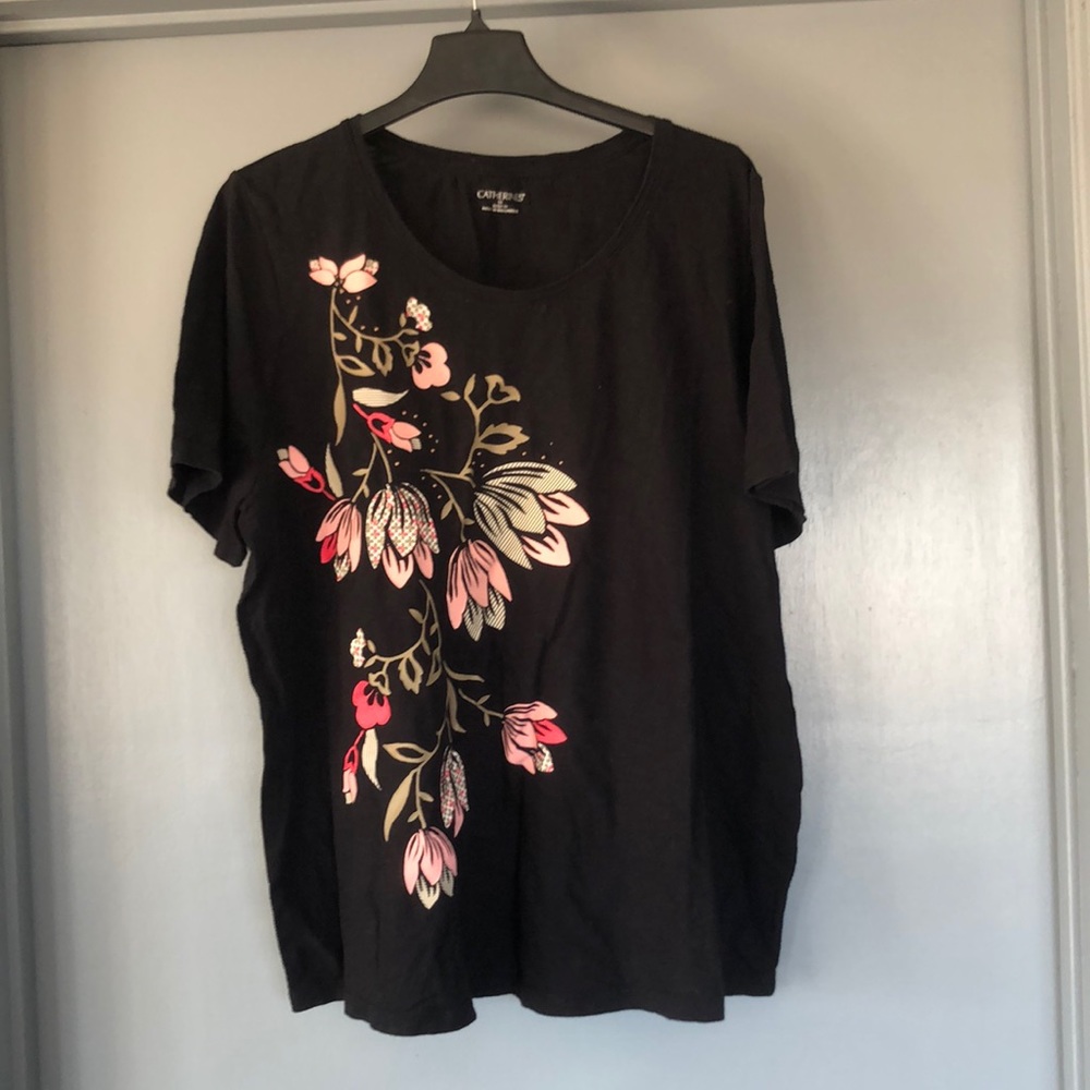 Catherine's Size 18/20W Black Pullover Pink Floral Top Short  Sleeves Scoop Neck